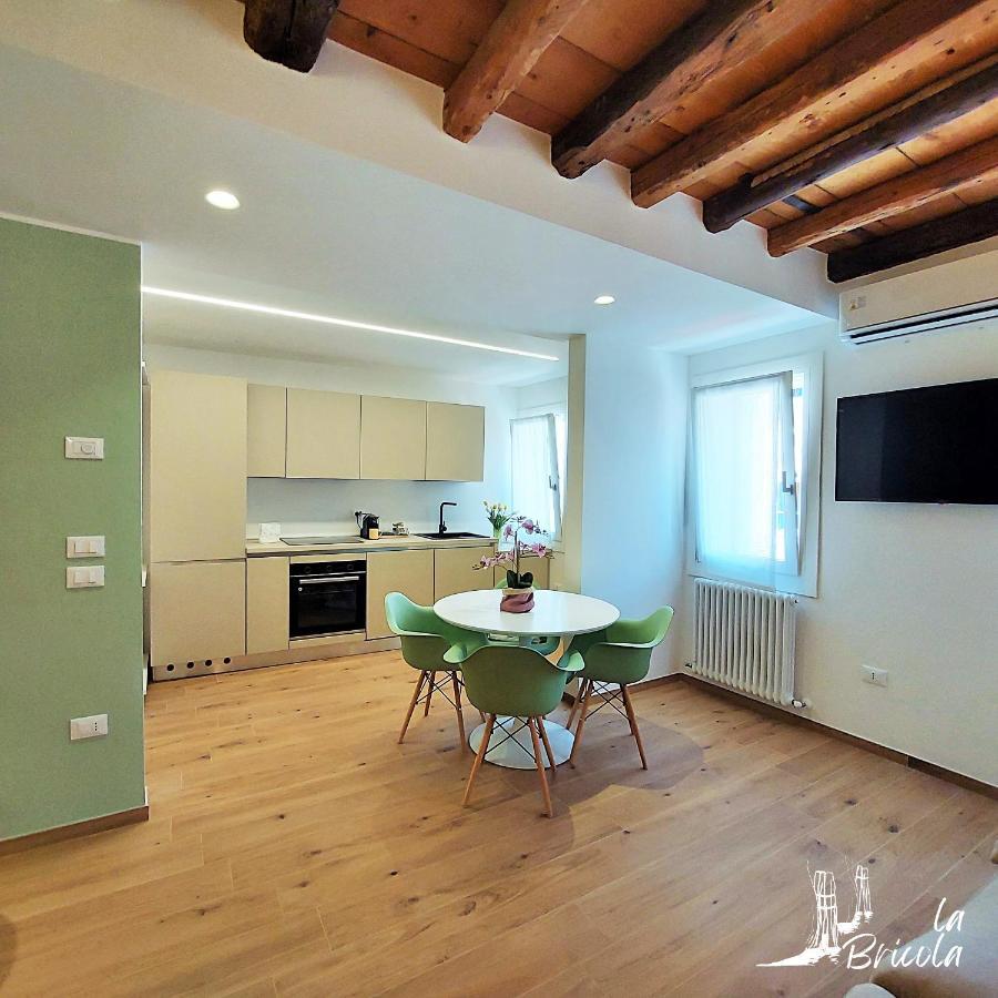 La Bricola Apartment คิออกเจีย ภายนอก รูปภาพ